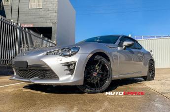 TOYOTA 86 IFG37 BLACK